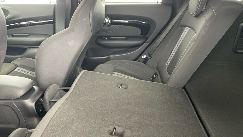 MINI Clubman 1.5 Cooper Shadow Edition 6dr Petrol Estate